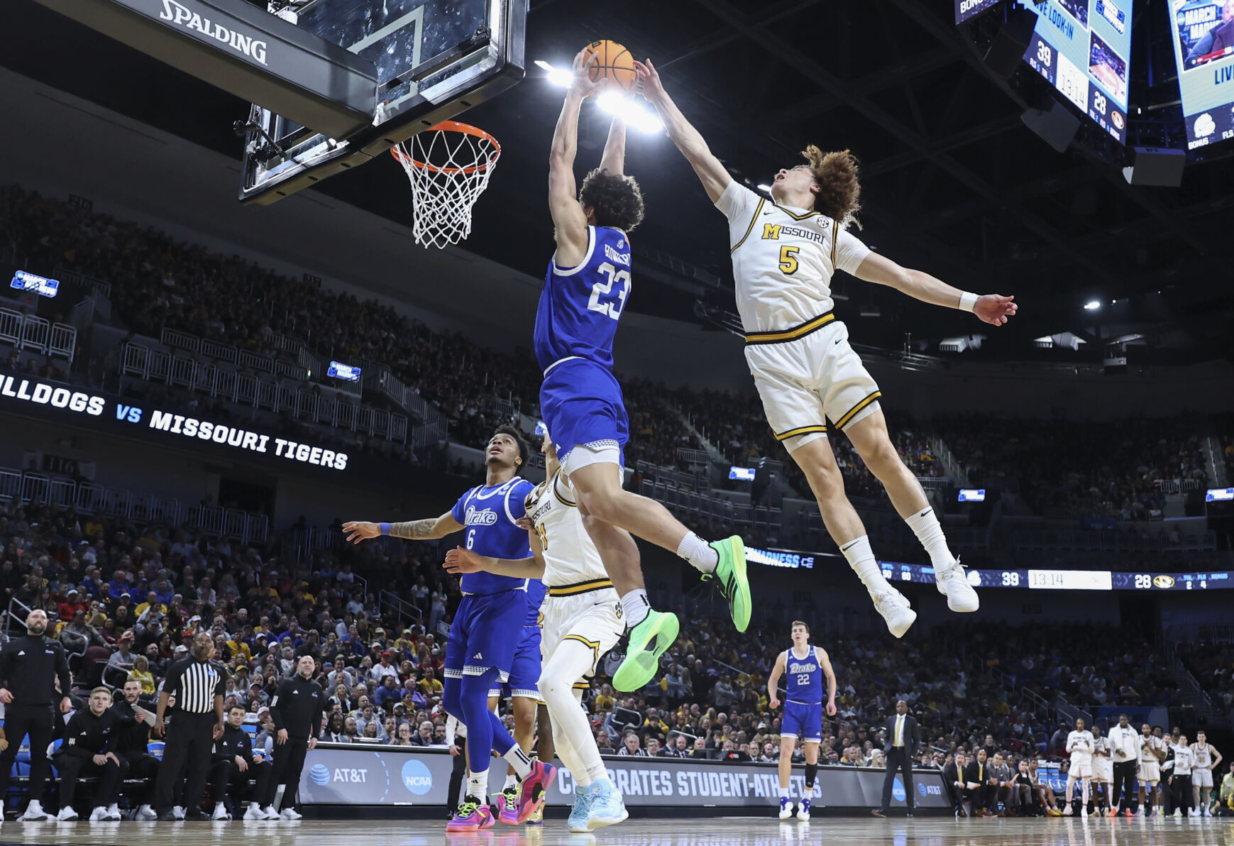 NCAA Drake Missouri Basketball